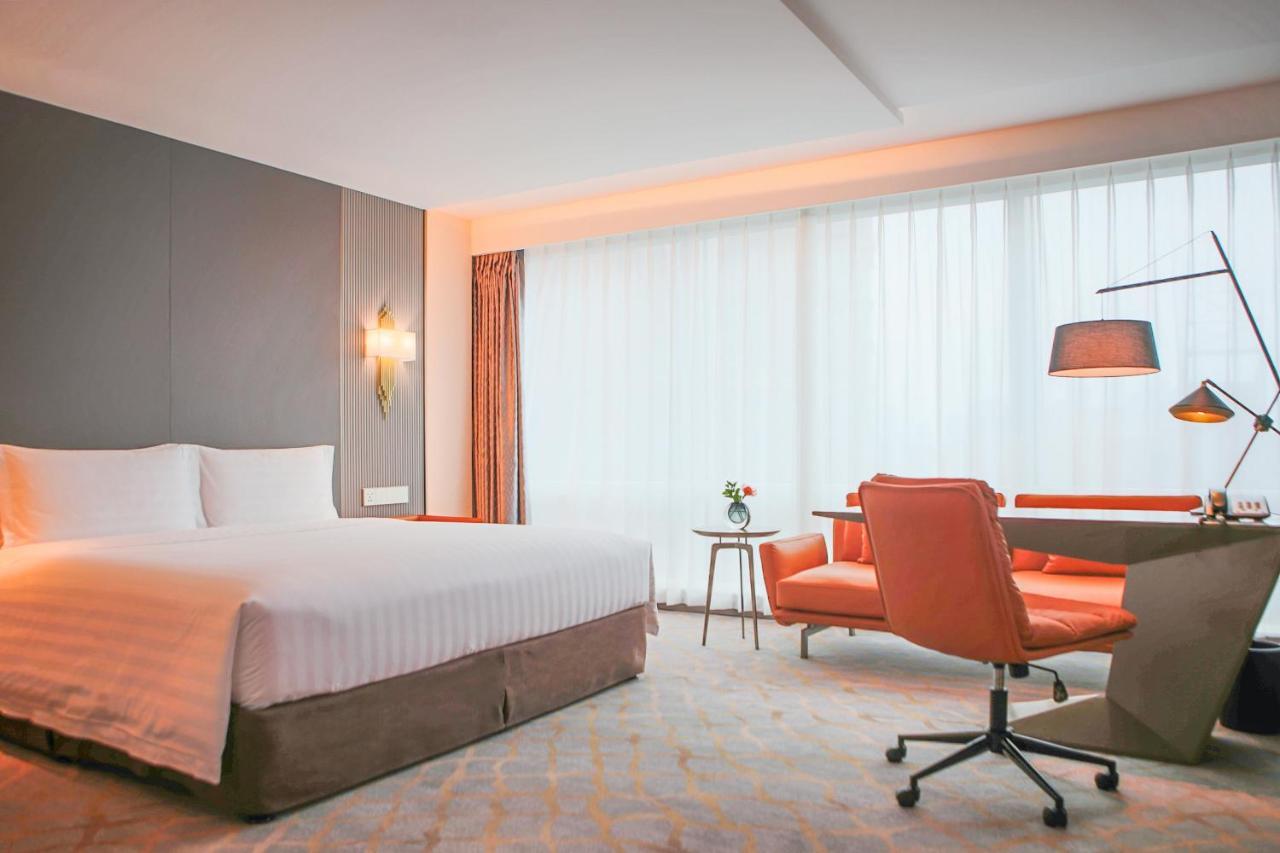 Pullman Shanghai Central - In Xintiandi & Yu Garden Area Zewnętrze zdjęcie